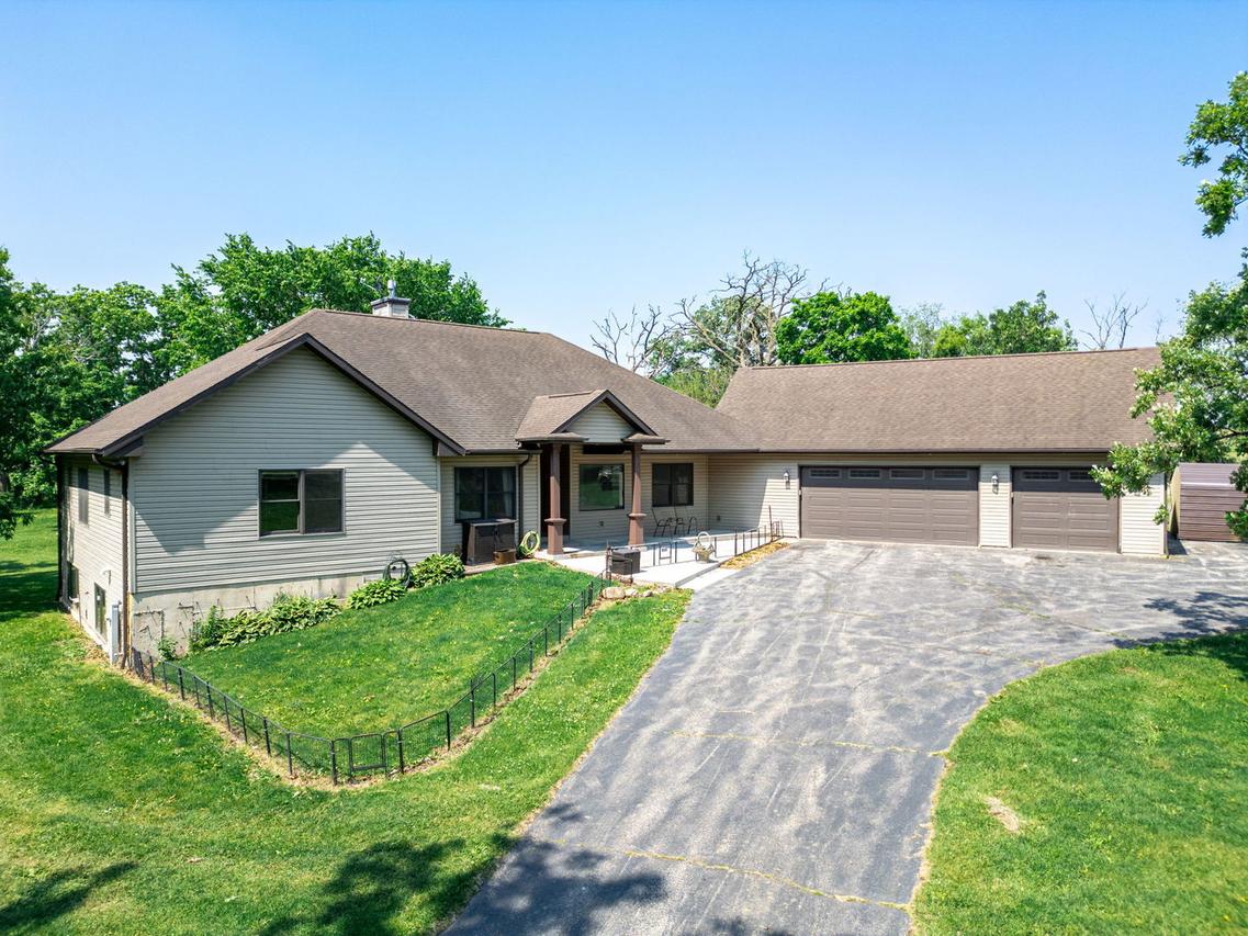 12830 Beloit Rd., Caledonia, IL 61011
