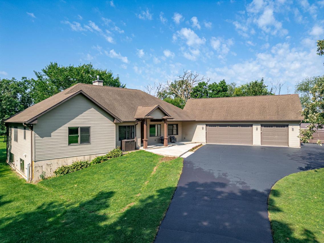 12830 Beloit Rd., Caledonia, IL 61011