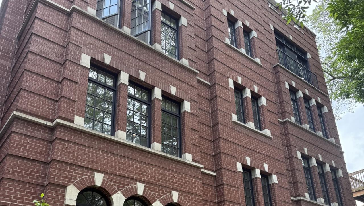 3544 N Fremont St. #2S, Chicago, IL 60657