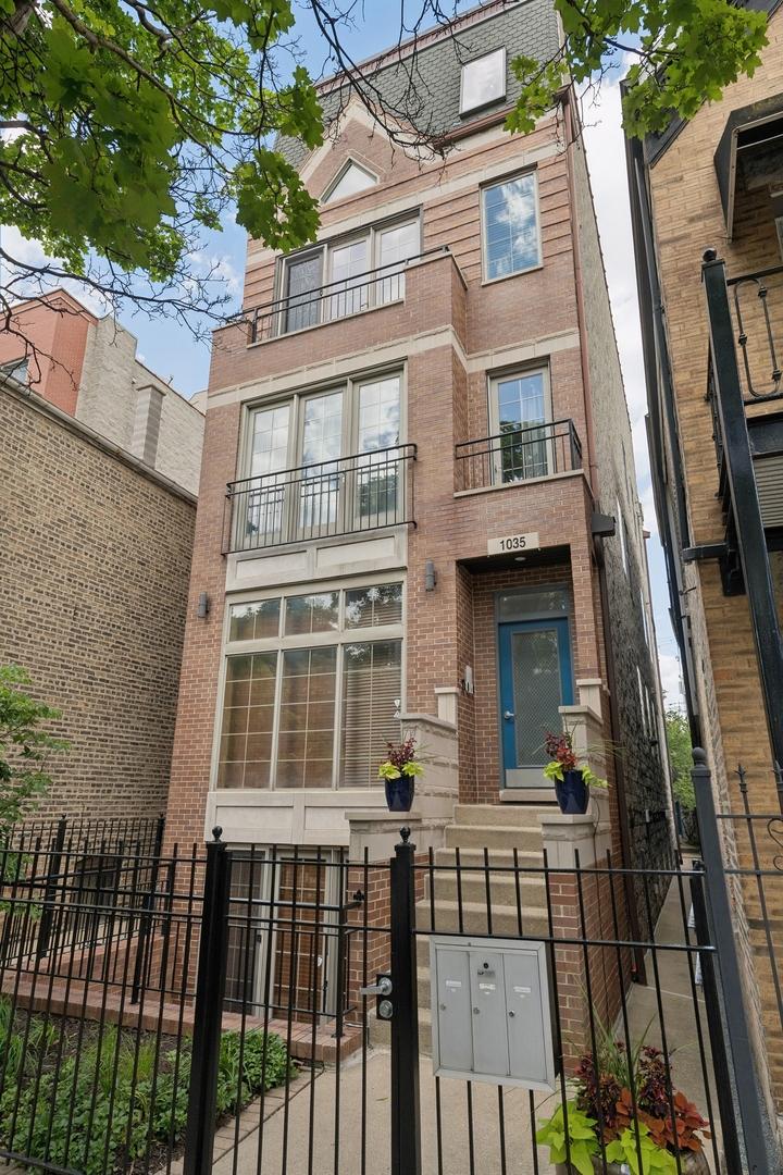 1035 N Hermitage Ave. #3PH, Chicago, IL 60622
