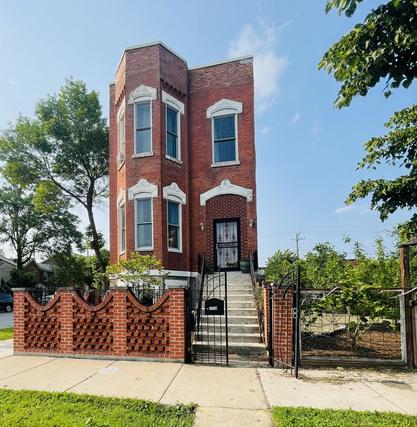 2058 W Washington Blvd., Chicago, IL 60612