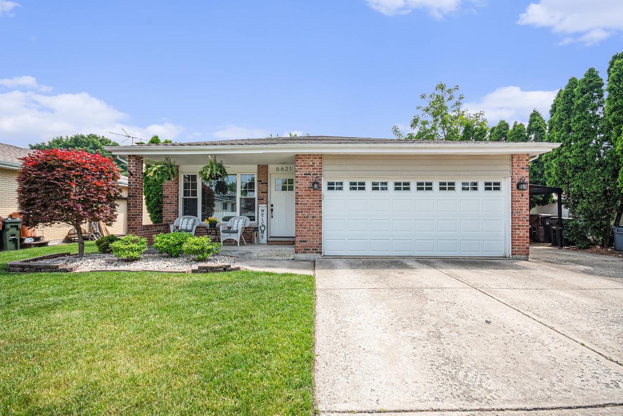 6621 W Victoria Dr., Oak Forest, IL 60452