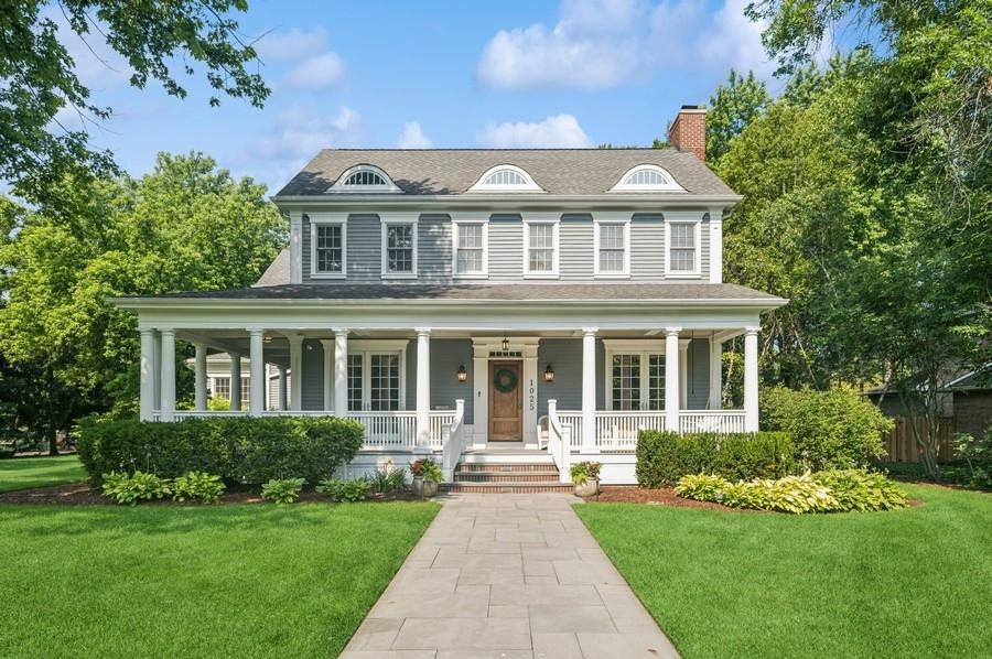 1025 Mohawk Rd., Wilmette, IL 60091