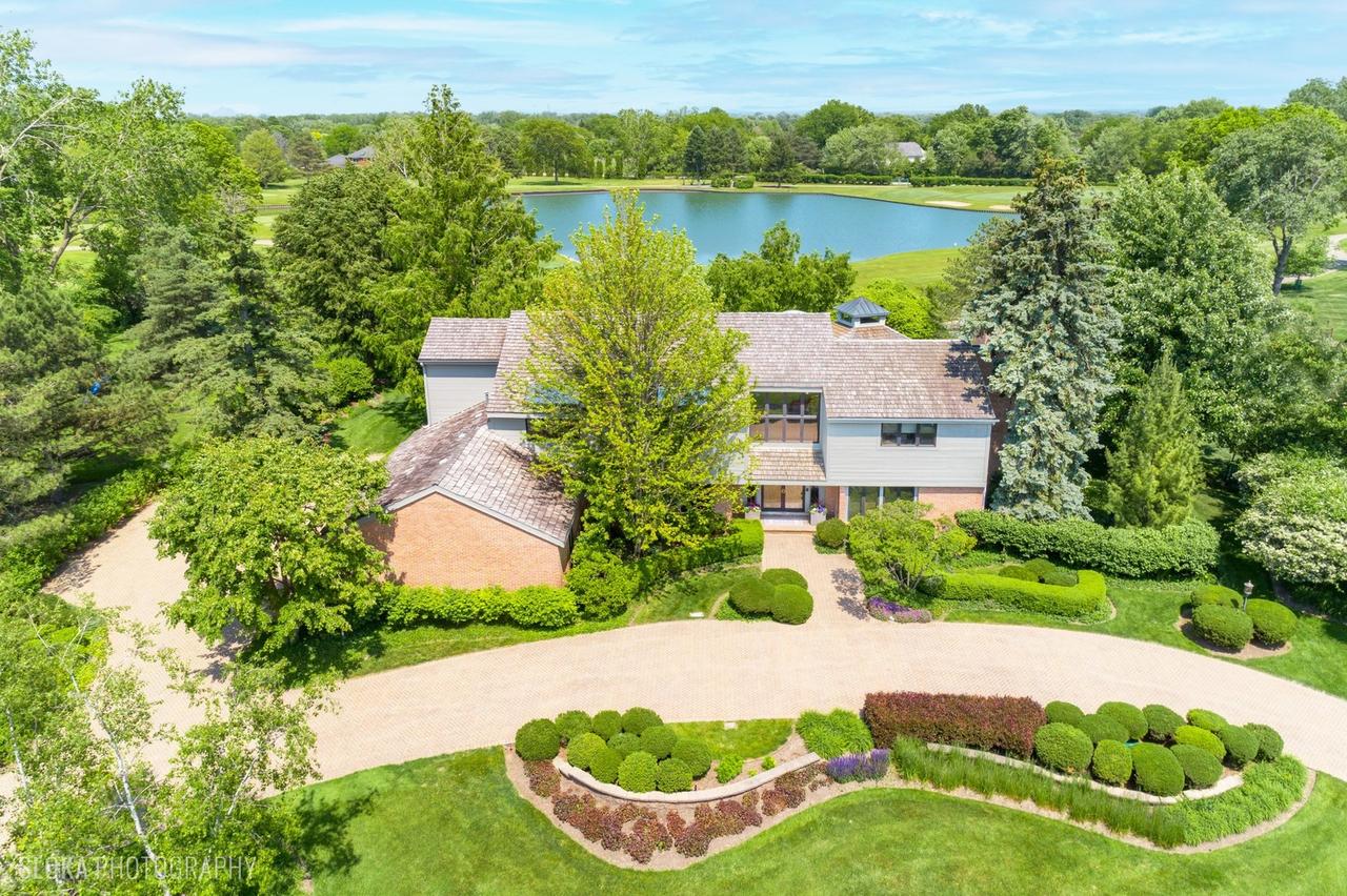 1242 Antietam Dr., Long Grove, IL 60047