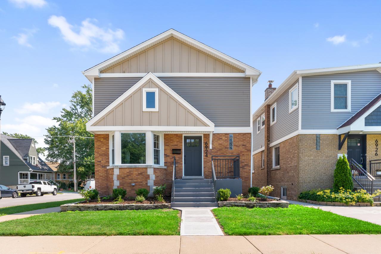 6924 34th St., Berwyn, IL 60402