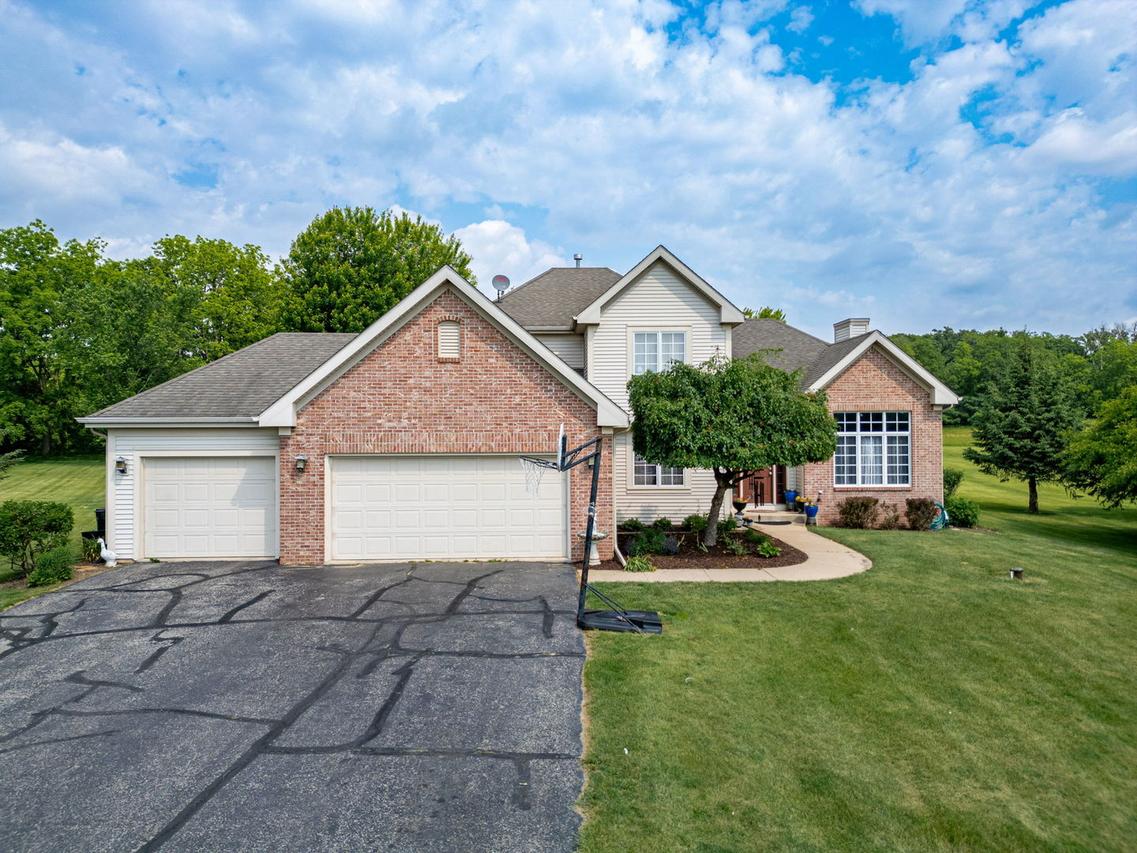 7048 E Executive Ct., Stillman Valley, IL 61084