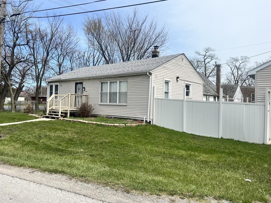 14701 E Riverside Dr., South Holland, IL 60473