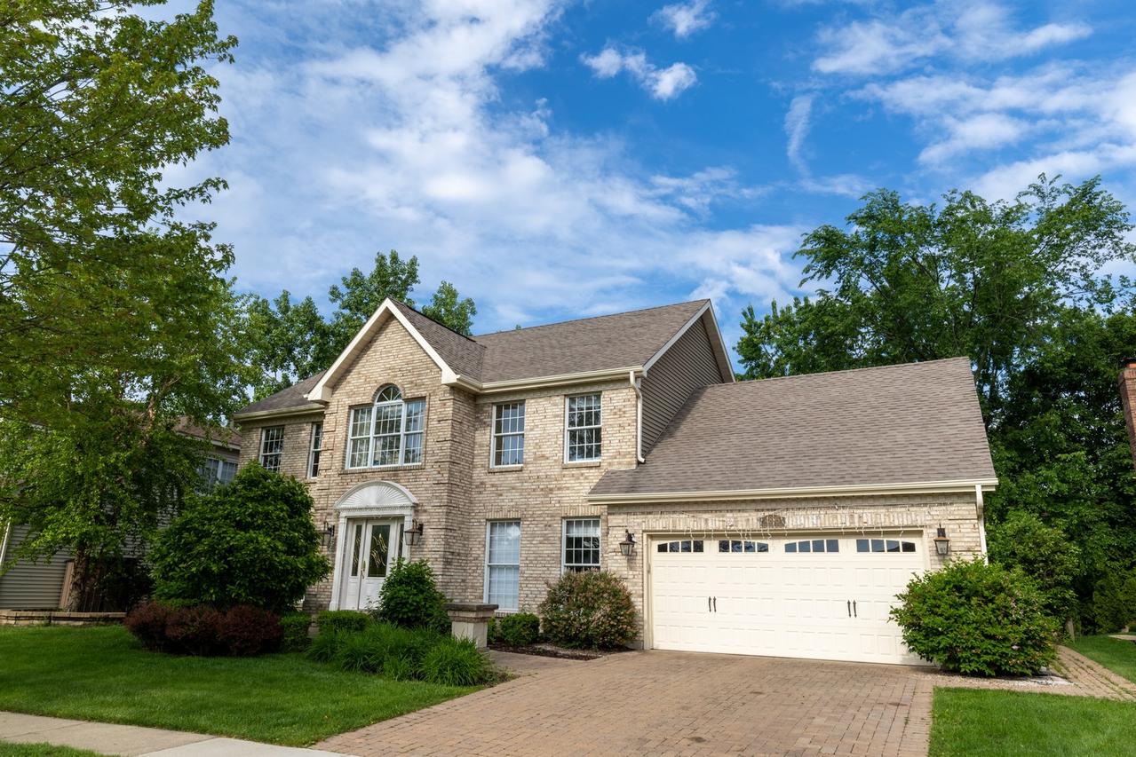 4895 Westhaven Ct., Hoffman Estates, IL 60010