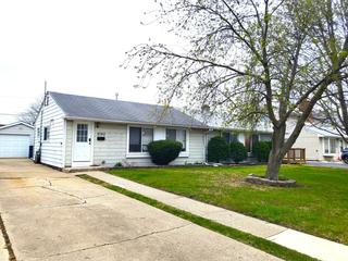 8742 S Duffy Ave., Hometown, IL 60456