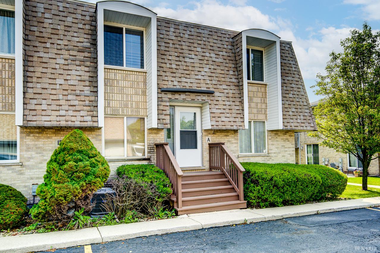 [Address Unavailable], Oak Forest, IL 60452