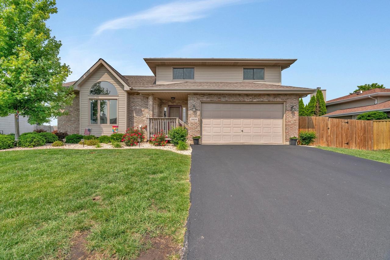 2825 Centurion Ln., New Lenox, IL 60451
