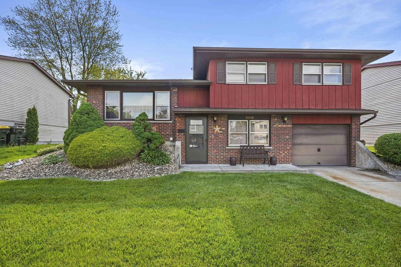 20048 Orchard Ave., Lynwood, IL 60411