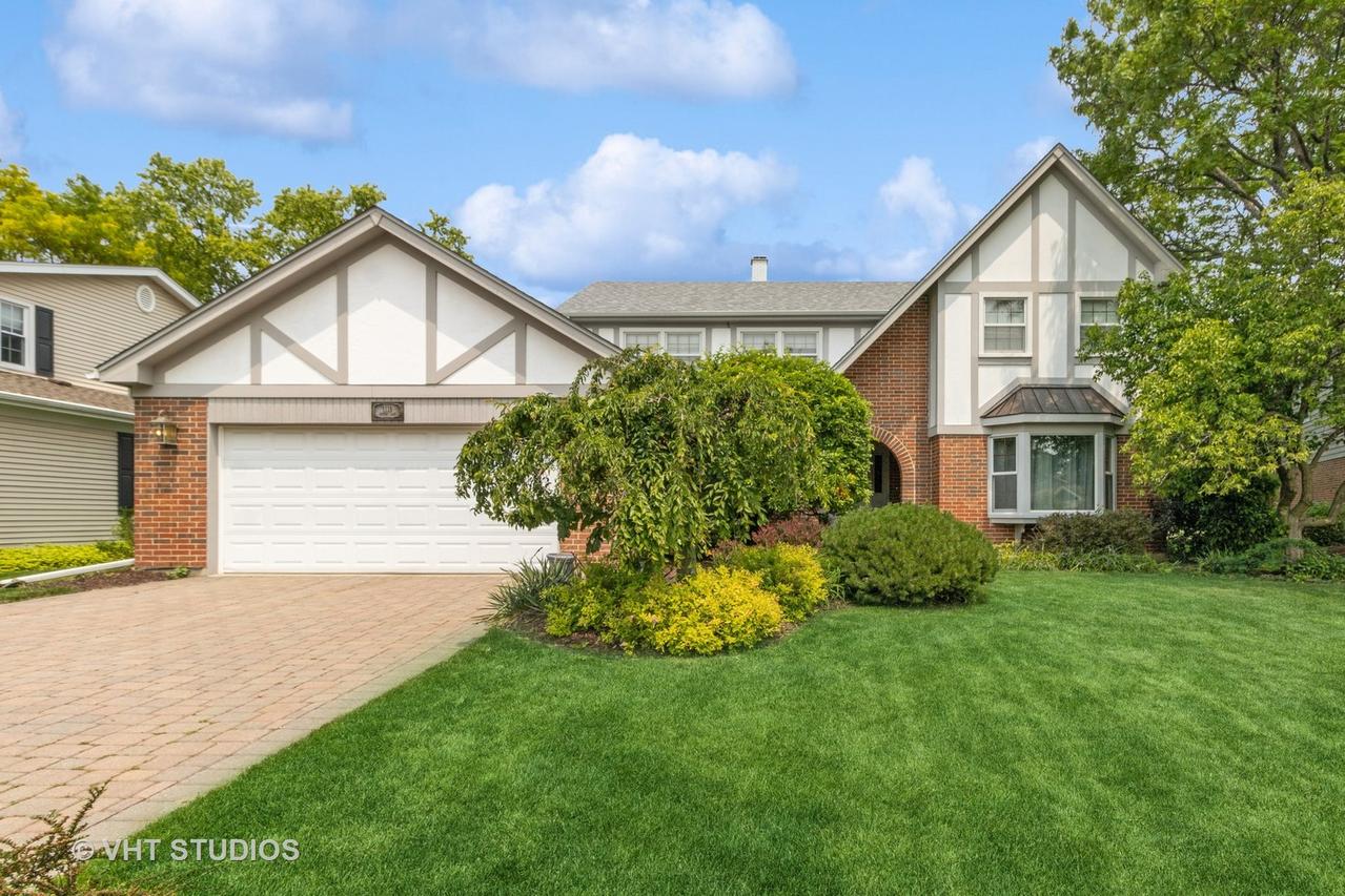 1116 E Oxford Ln., Arlington Heights, IL 60004