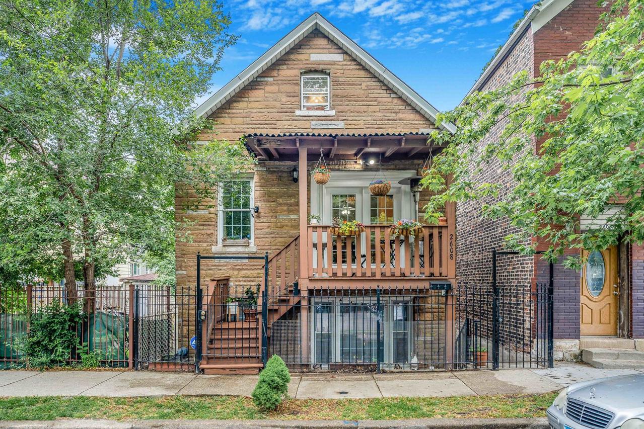 2608 W Luther St., Chicago, IL 60608