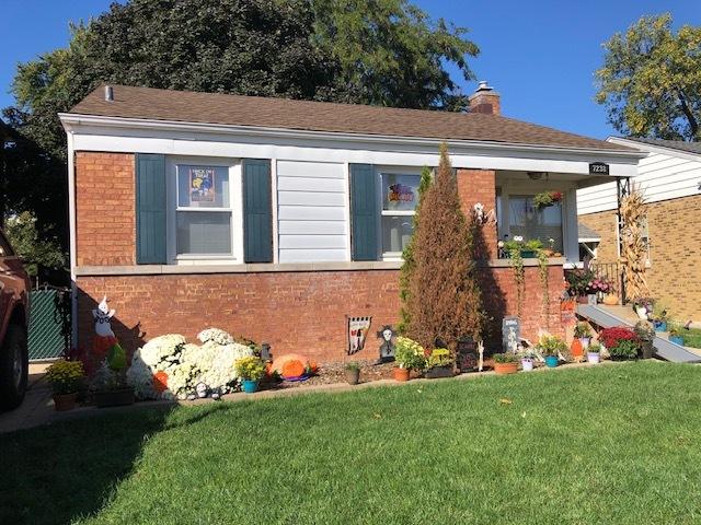 7238 N Meade Ave., Chicago, IL 60646