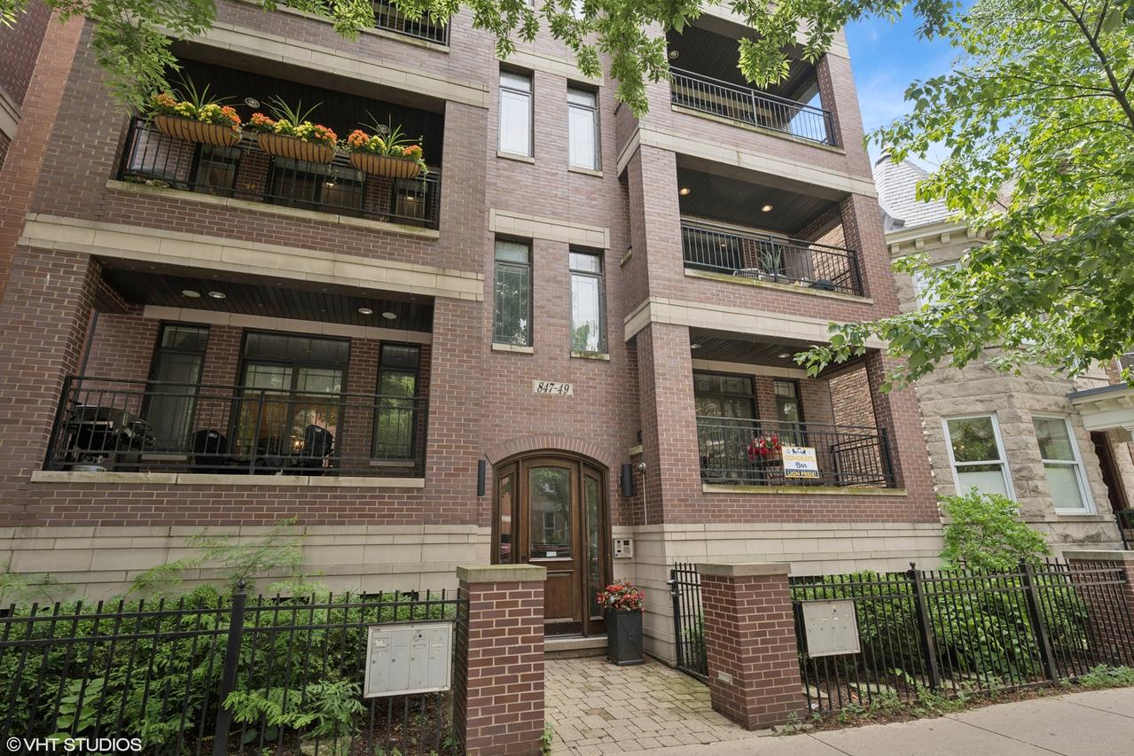 849 W Diversey Pkwy. #2W, Chicago, IL 60614