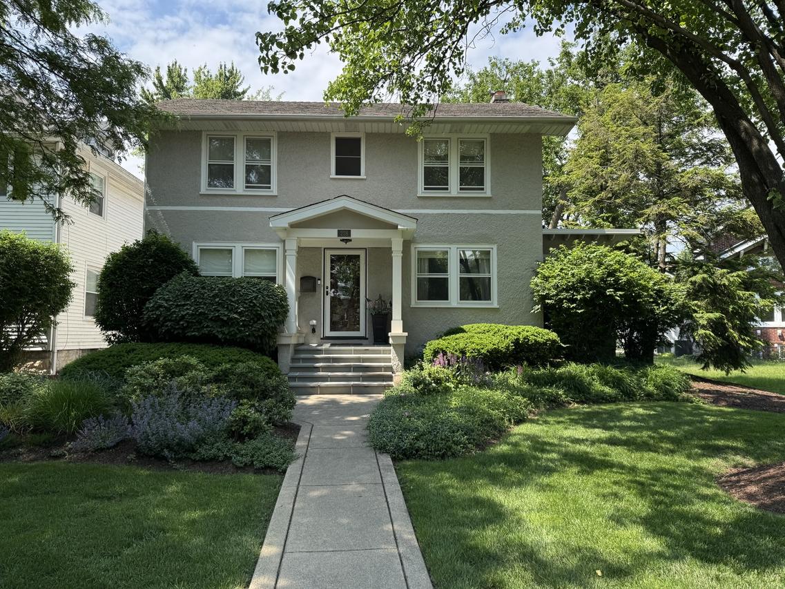 228 Olmsted Rd., Riverside, IL 60546