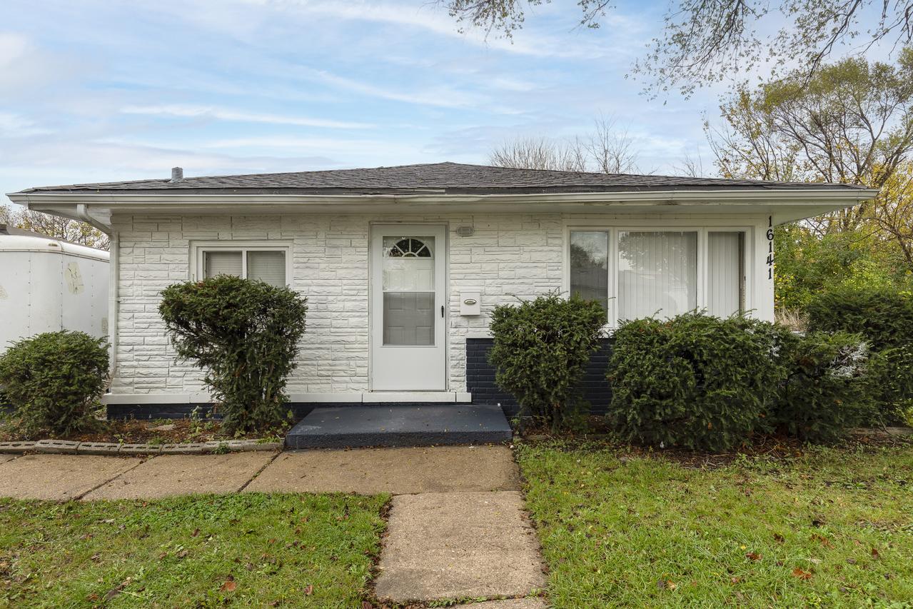 16141 Wood St., Markham, IL 60428