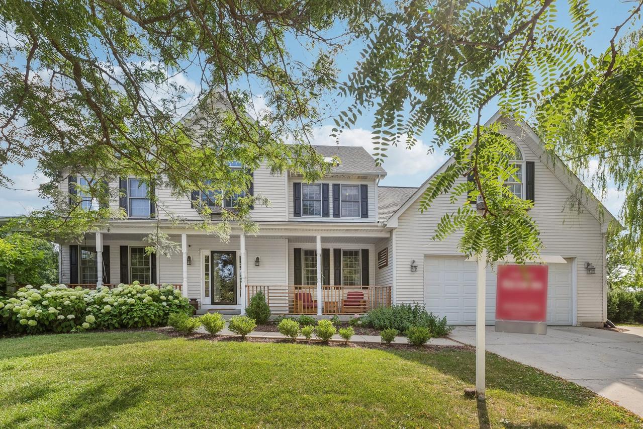 24725 Hanover Ct., Plainfield, IL 60585