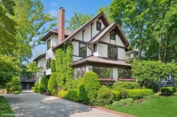 808 Ashland Ave., Wilmette, IL 60091