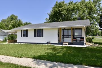 401 W Boundary St., Stanford, IL 61774