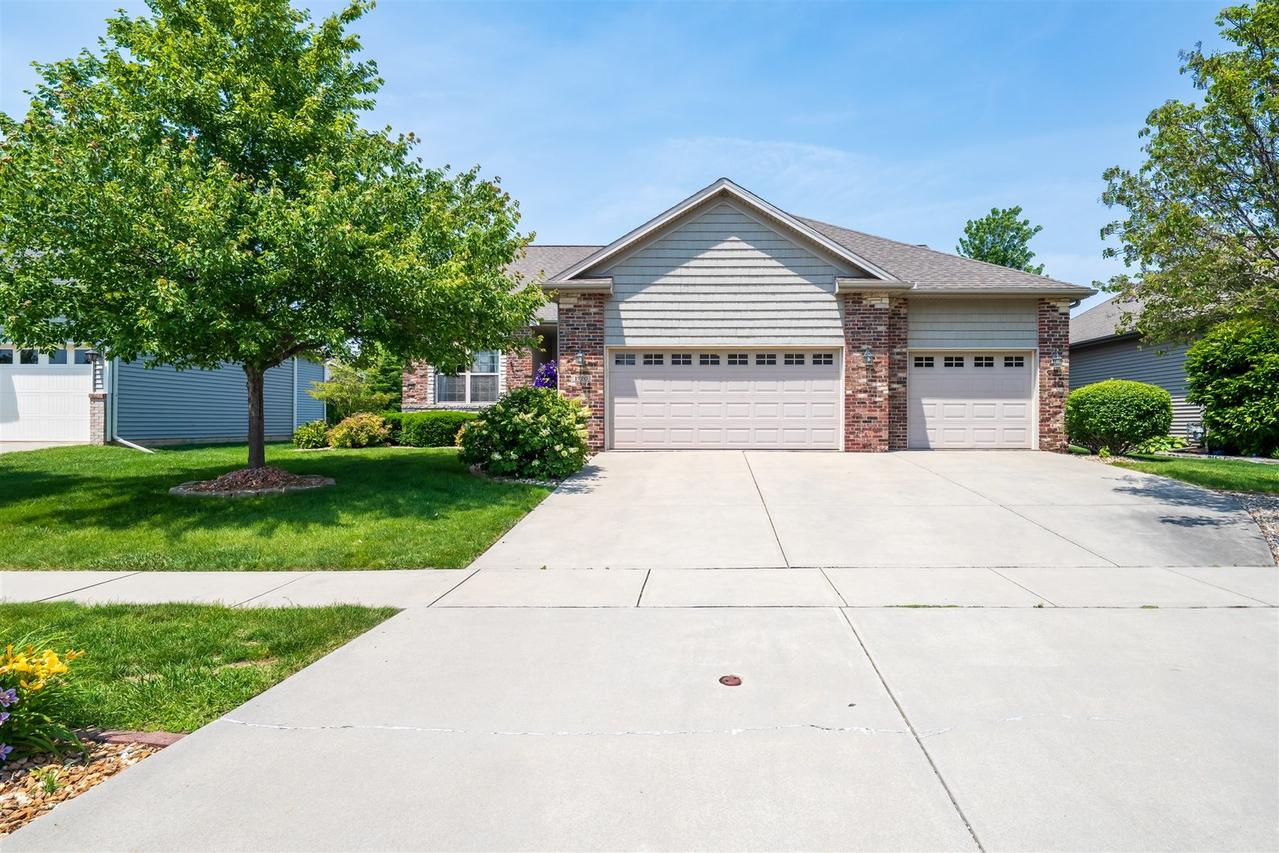 1720 Eide Rd., Bloomington, IL 61704