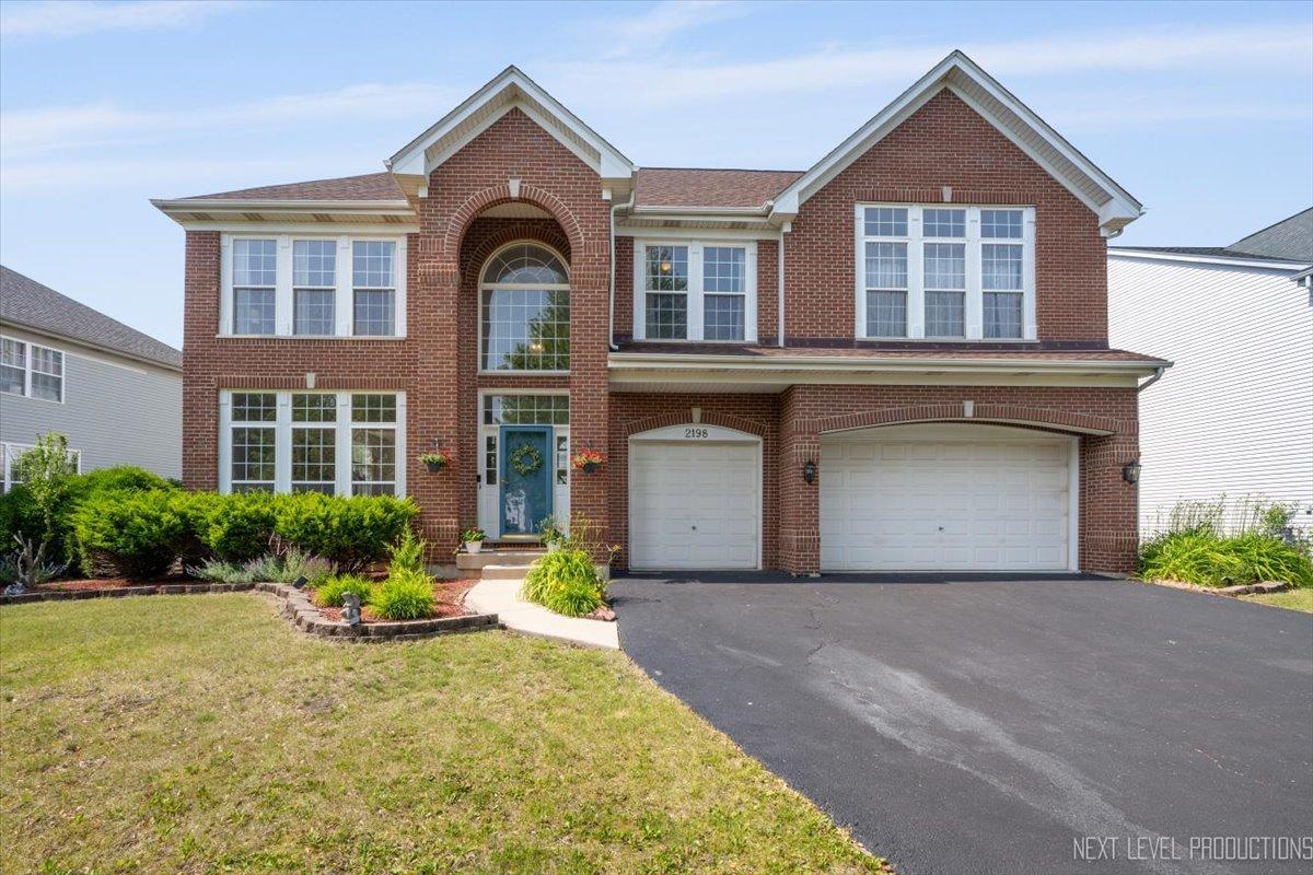 2198 Kemmerer Ln., Bolingbrook, IL 60490
