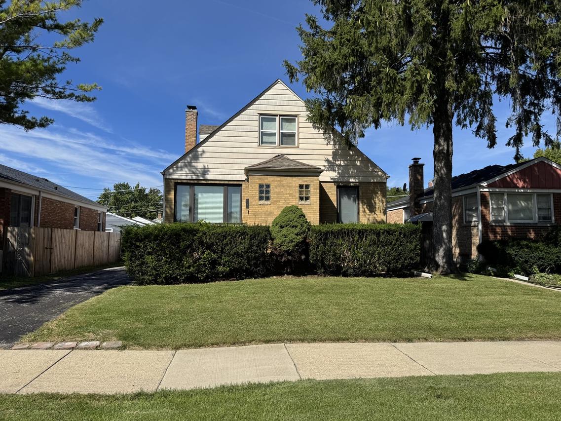 2436 Spruce St., River Grove, IL 60171