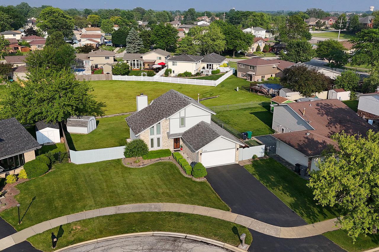 17007 Westwood Ct., Orland Hills, IL 60487