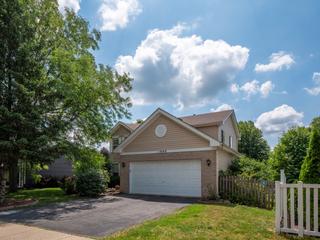 1040 Sanctuary Ln., Naperville, IL 60540