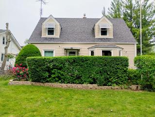 627 Cookane Ave., Elgin, IL 60120