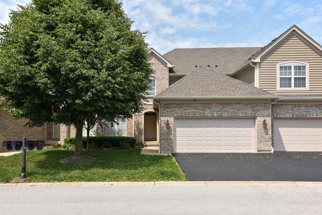 824 Stone Canyon Cir., Inverness, IL 60010