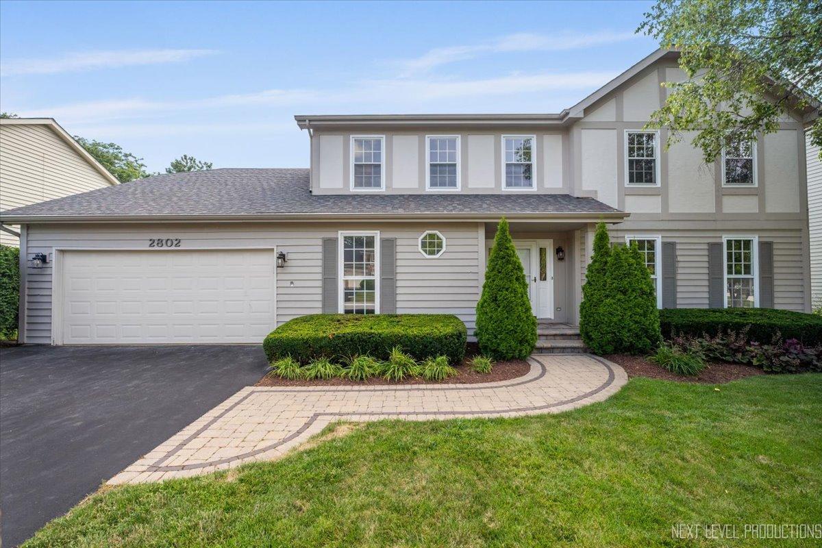 2802 Wedgewood Dr., Naperville, IL 60565
