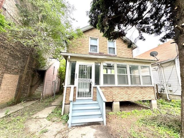 225 E 138th St., Dolton, IL 60419