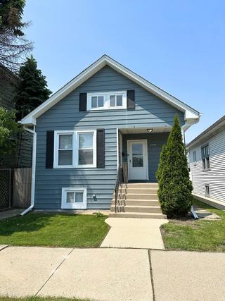 3708 N Oketo Ave., Chicago, IL 60634