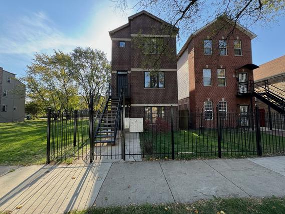 3037 W Polk Ave. #3, Chicago, IL 60612