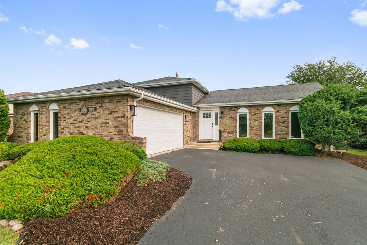6118 White Birch Ln., Matteson, IL 60443