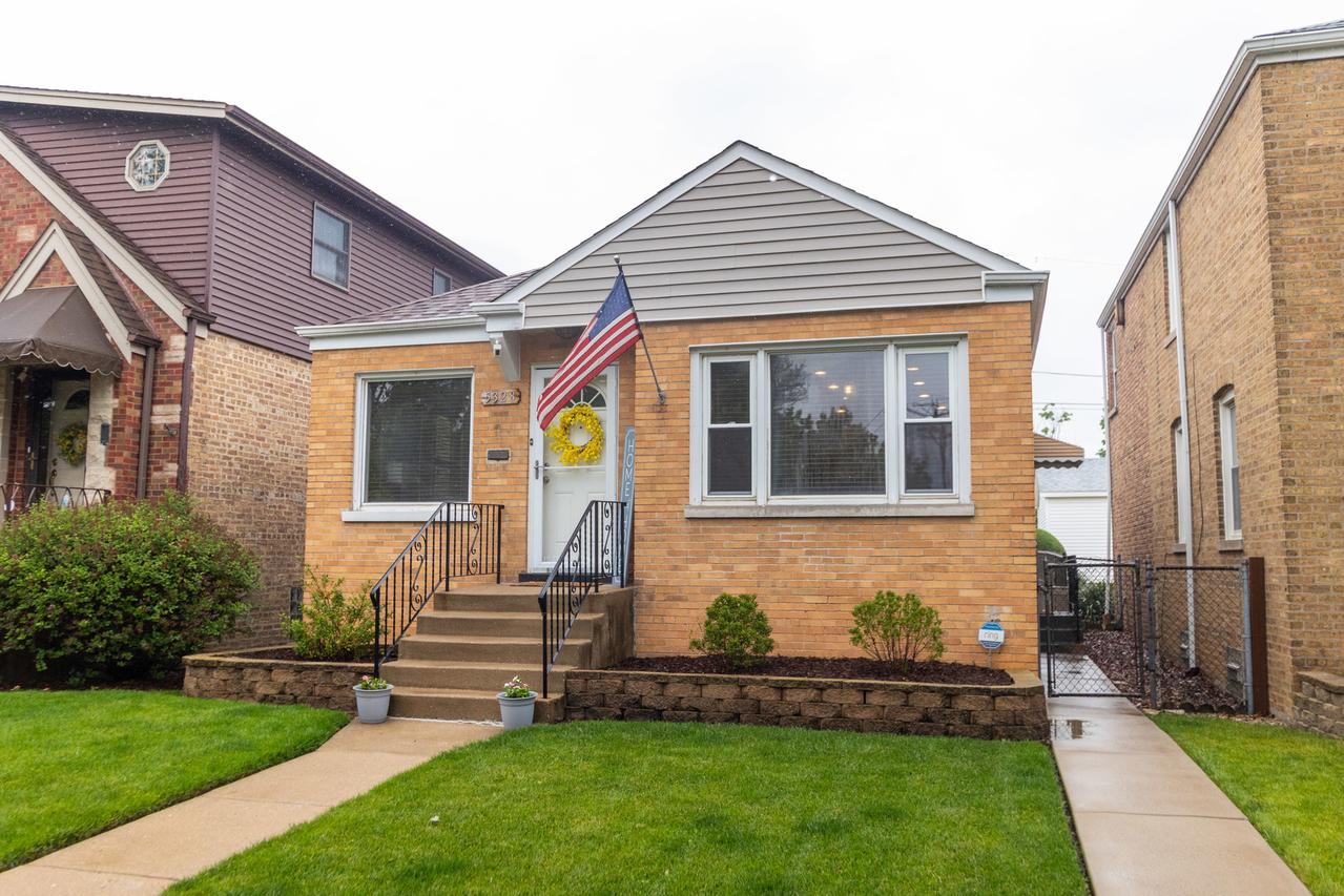 5328 N Rutherford Ave., Chicago, IL 60656