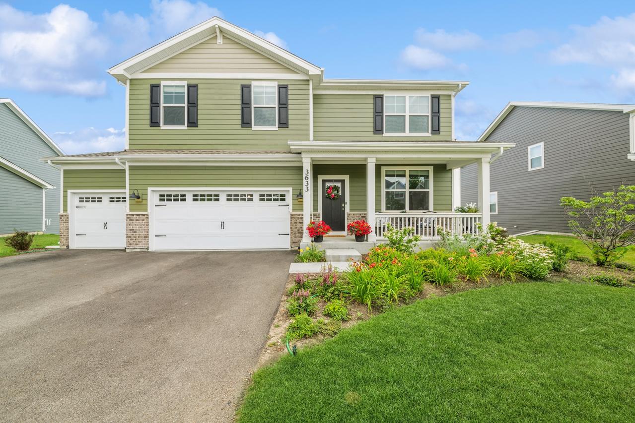 3633 Ancient Oak Dr., Elgin, IL 60124