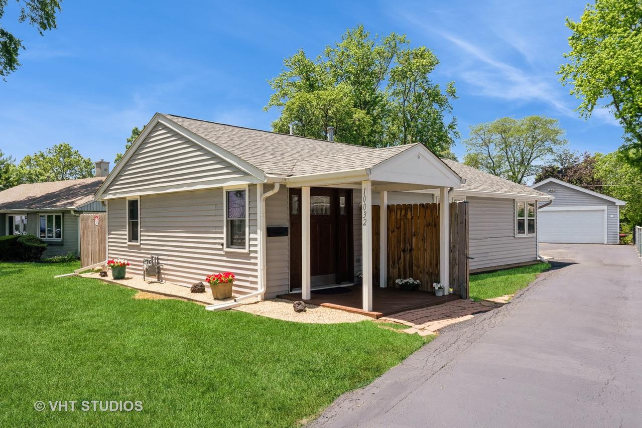 10032 S Cicero Ave., Oak Lawn, IL 60453