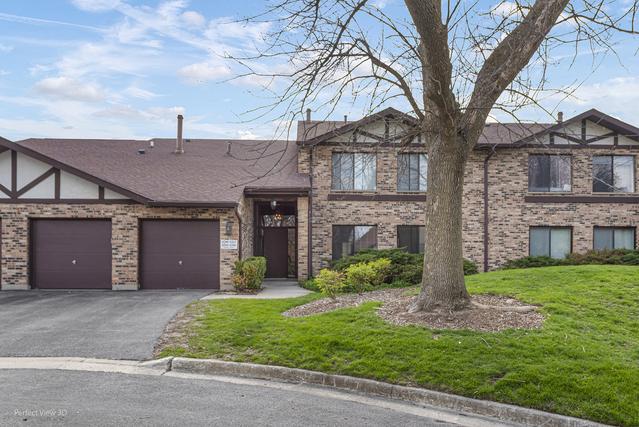 6266 Trinity Dr. #2B, Lisle, IL 60532