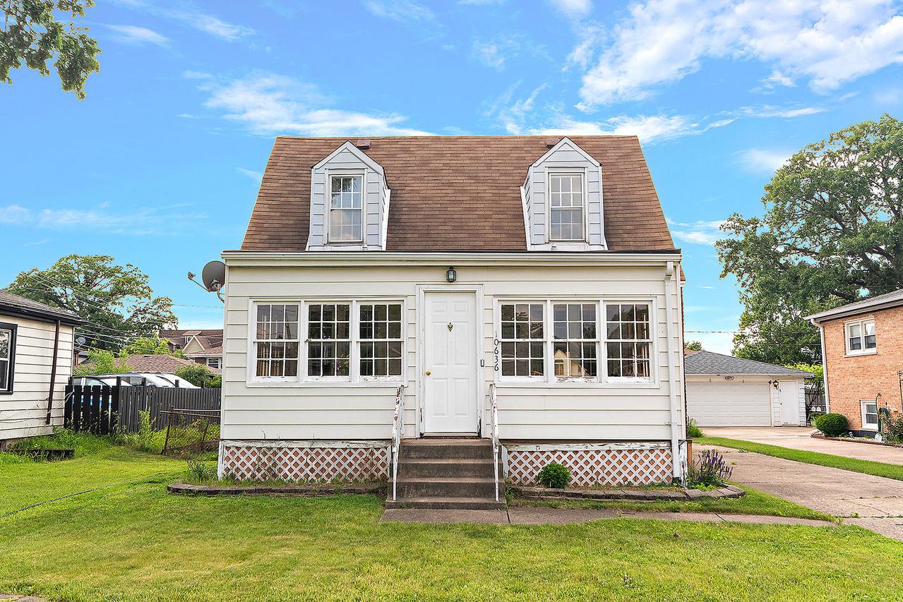 10636 S 83rd Ave., Palos Hills, IL 60465