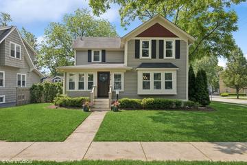 215 W Fremont St., Arlington Heights, IL 60004