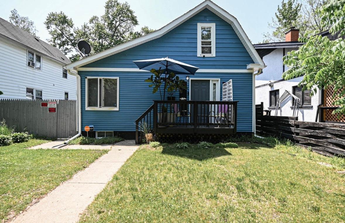 3102 Edina Blvd., Zion, IL 60099