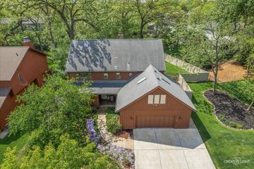 405 Cambridge Way, Bolingbrook, IL 60440