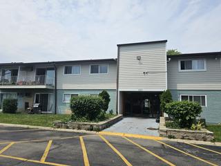 850 E Old Willow Rd. #207, Prospect Heights, IL 60070