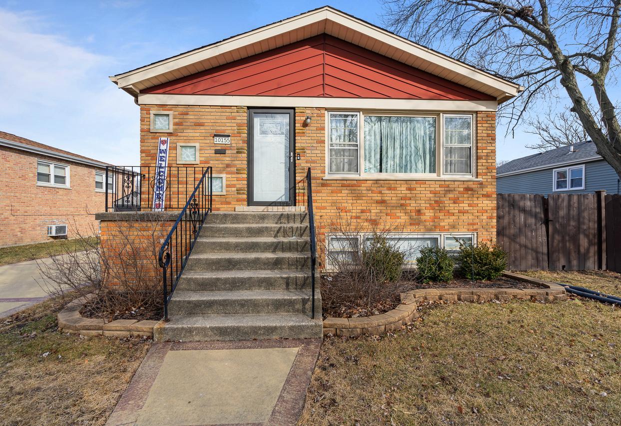 10155 Kildare Ave., Oak Lawn, IL 60453