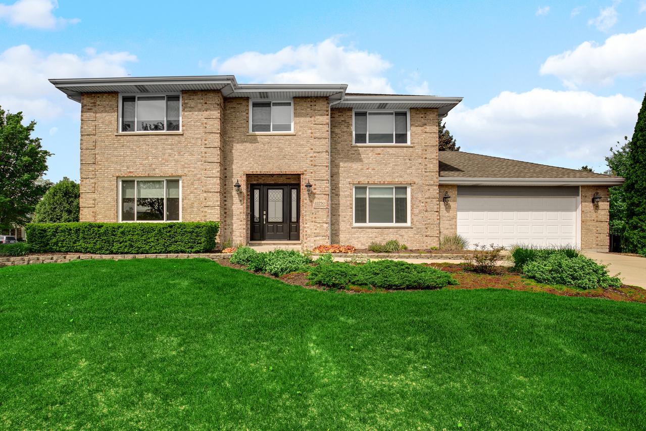 22250 Heritage Dr., Frankfort, IL 60423