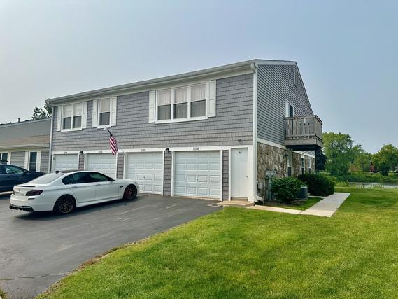 1110 Hampton Harbor, Schaumburg, IL 60193