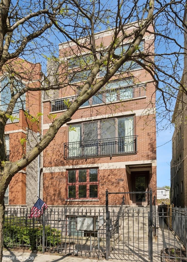 2921 N Damen Ave. #1, Chicago, IL 60618